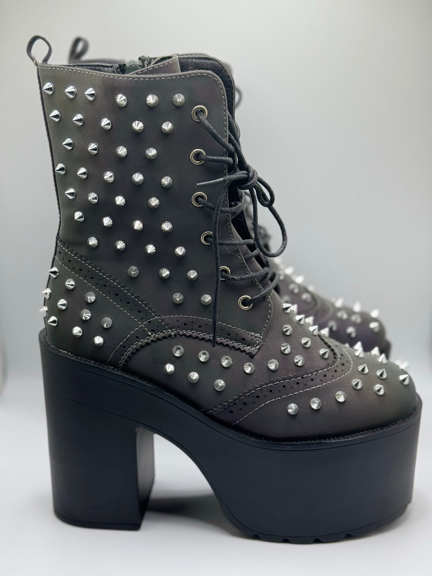 Brogue Spiked Women's Block Heel Platform Booties